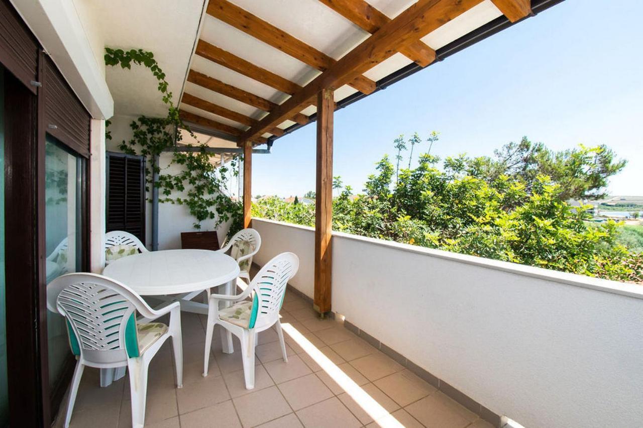 Apartments Crljenko Povljana Εξωτερικό φωτογραφία