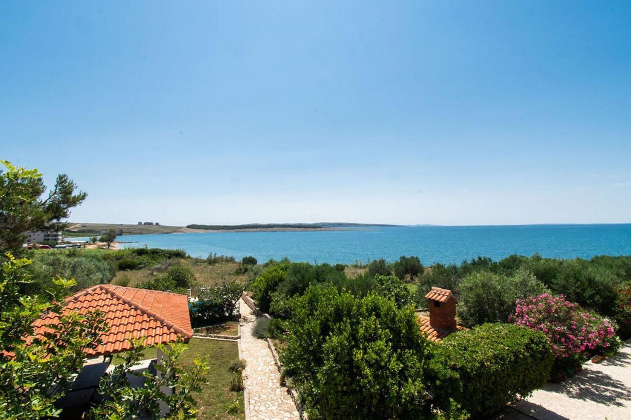 Apartments Crljenko Povljana Εξωτερικό φωτογραφία