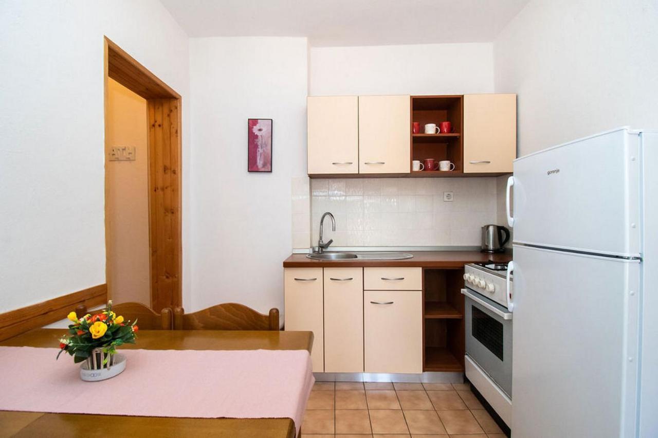 Apartments Crljenko Povljana Εξωτερικό φωτογραφία