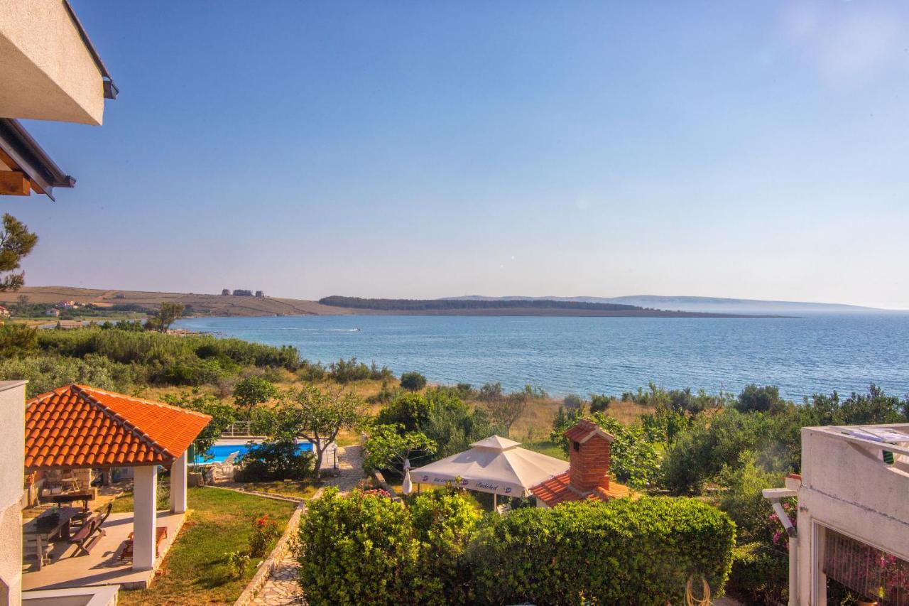 Apartments Crljenko Povljana Εξωτερικό φωτογραφία