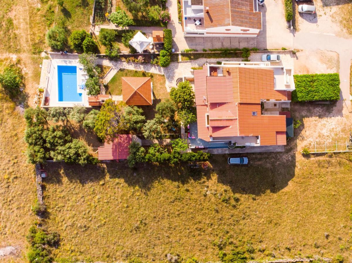 Apartments Crljenko Povljana Εξωτερικό φωτογραφία