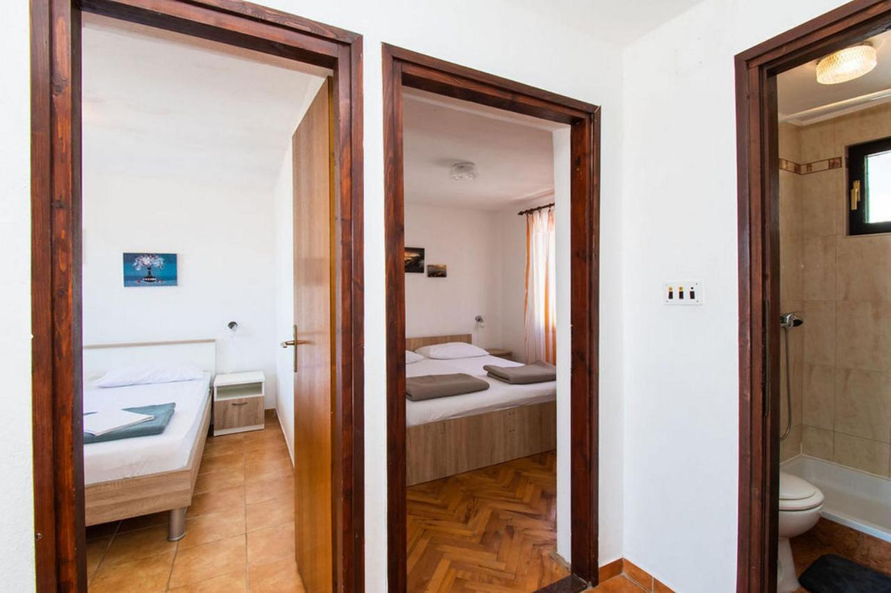 Apartments Crljenko Povljana Εξωτερικό φωτογραφία
