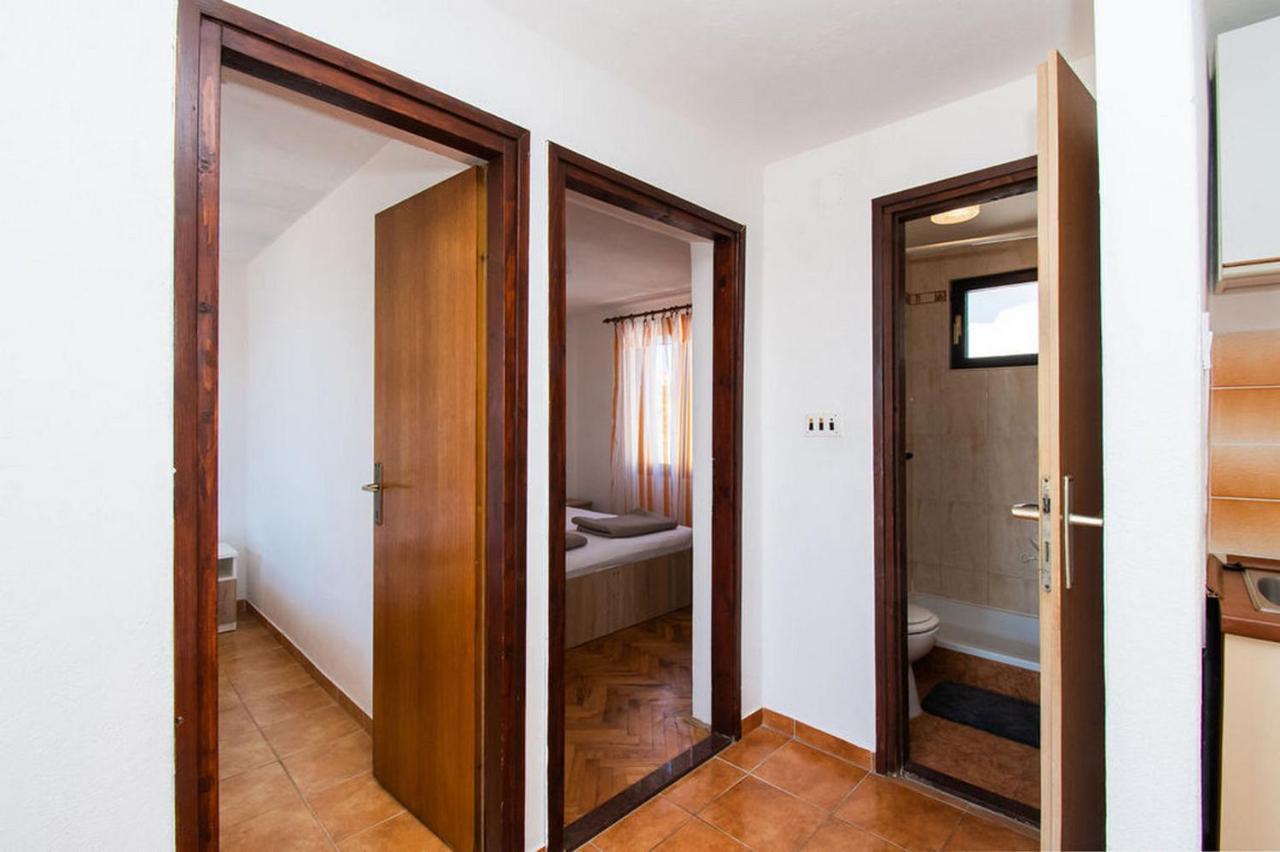 Apartments Crljenko Povljana Εξωτερικό φωτογραφία