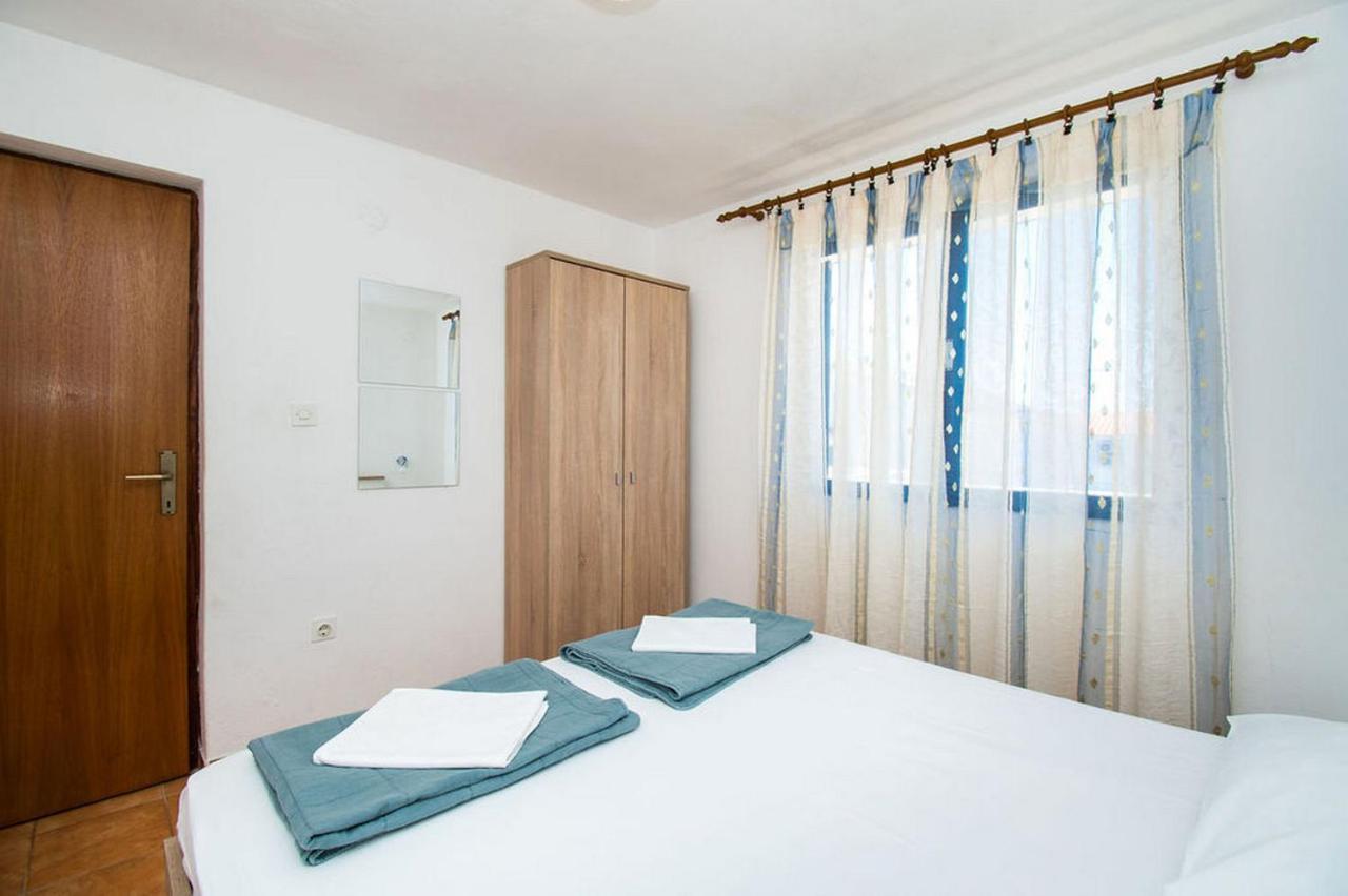 Apartments Crljenko Povljana Εξωτερικό φωτογραφία