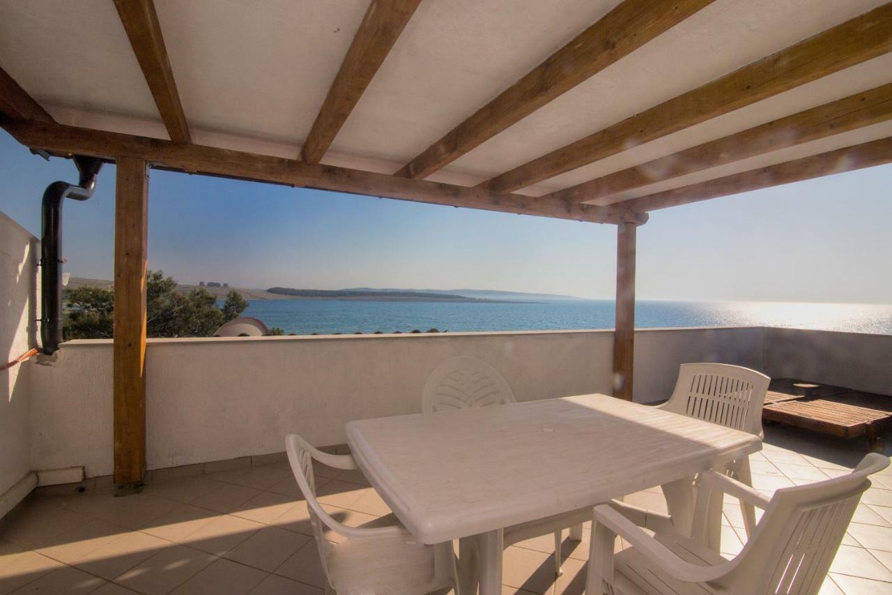 Apartments Crljenko Povljana Εξωτερικό φωτογραφία
